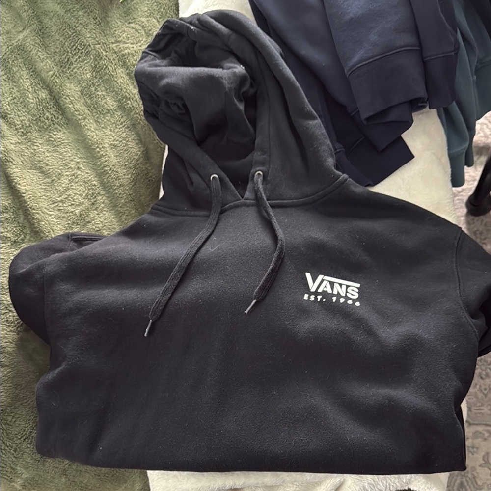 Vans Men's Black Hoodie Sweater